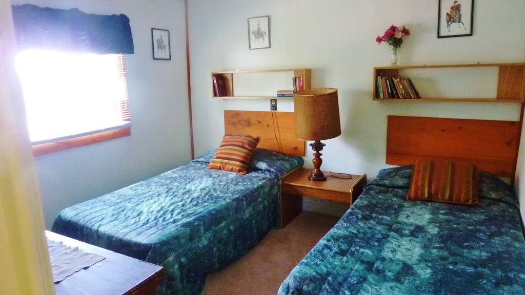 Silver Springs Cottage Resort Harcourt Екстериор снимка